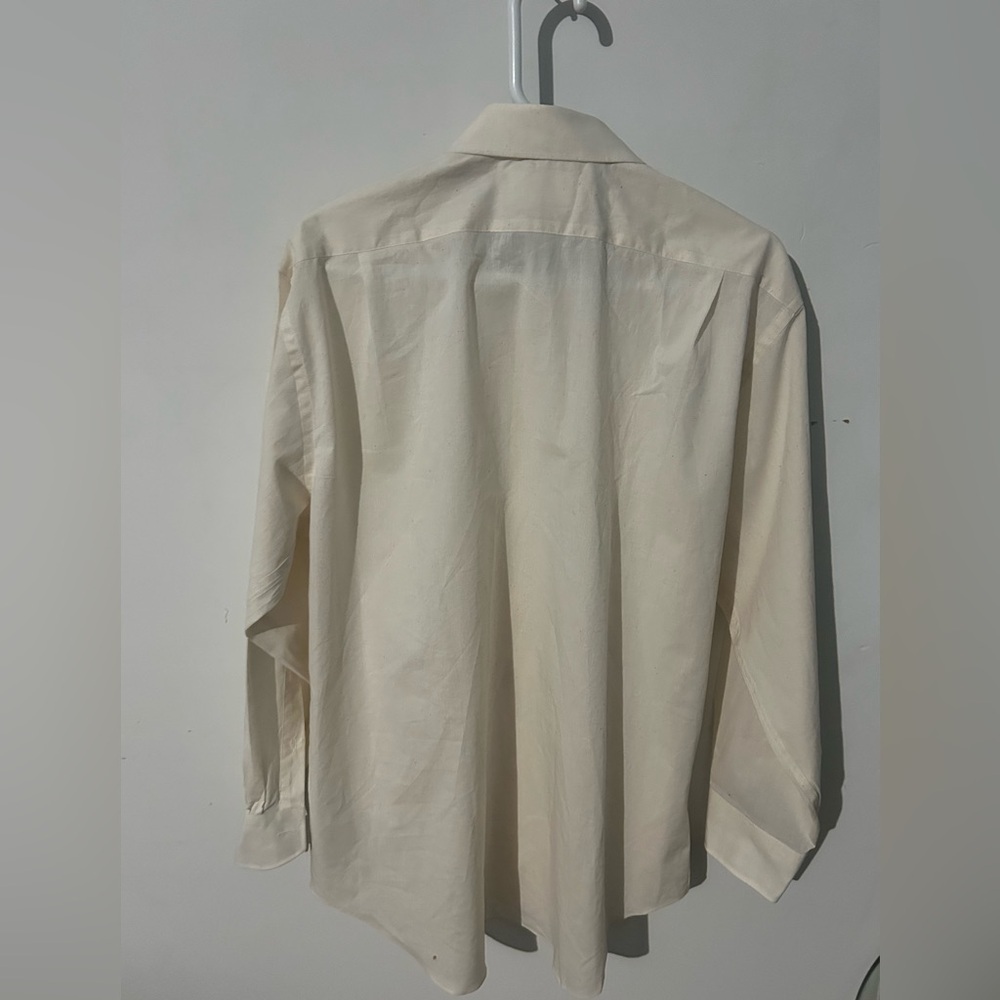 Cream Dress Shirt with Pointed Collar and Buttoned Cuffs - Picture 7 of 8